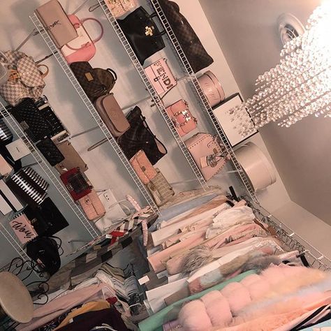 Glamorous Bedroom, Closet Decor, Dream Closets, Girly Room, Luxury Lifestyle Dreams, Makeup Room, Room Inspiration Bedroom, Room Ideas Bedroom, Closet Design