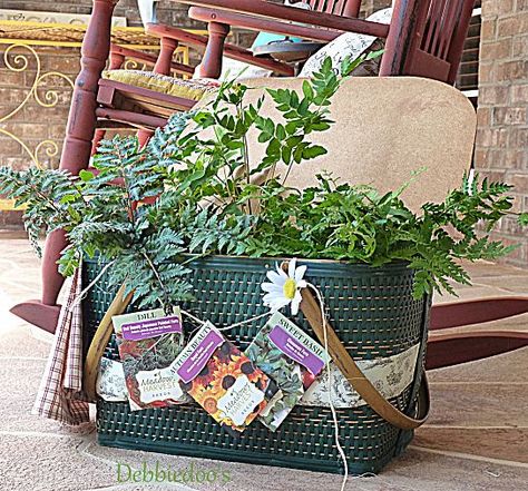 Summer porch! - Debbiedoos Basket Decorating Ideas, Modge Podge Projects, Vintage Picnic Basket, Boys Bedroom Makeover, Vintage Picnic, Summer Porch, Basket Planters, Decorative Basket, Stenciling