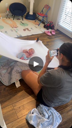 3M views · 277K reactions | Watch me save $400 and do my newborns photoshoot myself . 👶🏽📸

Not even gonna lie.. most of the pictures from Alijahs newborn photoshoot are still sitting on a flash drive tucked away! Since having kids, I’ve become quite the diy girly. I had to get a little creative , The backdrop and clips are from my @dfwballoondecor supplies . 

#diynewbornphotos #newbornphotography #boymom
#newborn #diymomma | Aasha | _aashaa13 · Original audio Newborn Photoshoot Ideas Girly, Diy Newborn Photography, Baby Photo Shoot, Baby Poses, Newborn Poses, Photoshoot Props, Educational Games For Kids, Blonde Hair Looks, Photography Lessons