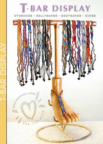 barefoot sandal display idea Barefoot Sandal, Diy Jewelry Display, Bar Displays, Craft Markets, Toe Ring, Boot Cuffs, Foot Jewelry, Toe Rings, Jewellery Display