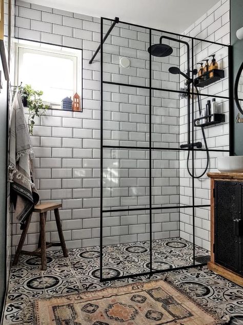 Black And White Tile Floor Bathroom, Small Bathroom Remodel With Shower Only No Tub Ideas, Small Bathrooms With Walk In Showers, Black And White Bathroom Tile Ideas, Small Bathroom Layout Floor Plans, Small Airbnb, Classy Cottage, Coastal Cabin, Airbnb Ideas