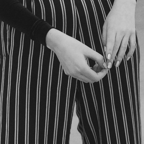 nervous hands Nervous Hands Reference, Nervous Reference, Nervous Pose, Nervous Pose Reference, Nervous Hands, Rebecca Cotswolds, Hand Study, Hand References, Hand Photography