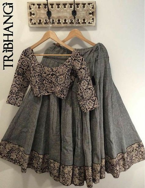 Kalamkari Lehenga, Kalamkari Dresses, Kalamkari Designs, Cotton Lehenga, Indian Outfits Lehenga, Half Saree Designs, Choli Designs, Patiala Salwar, Dress Indian Style