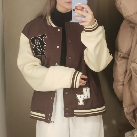 Korean Street Wear, Varsity Jacket Women, Baseball Varsity Jacket, Base Ball, Baseball Jacket, Girls Jacket, Hoodie Jacket, Jacket Outfits, Outerwear Jackets