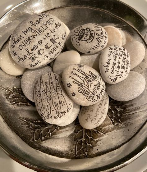 Stones Of Remembrance, Emilie Barnes, Create An Altar, Womens Retreat Themes, Landscaping Around Deck, Retreat Themes, Spiritual Garden, Prayer Stations, Nature Mandala