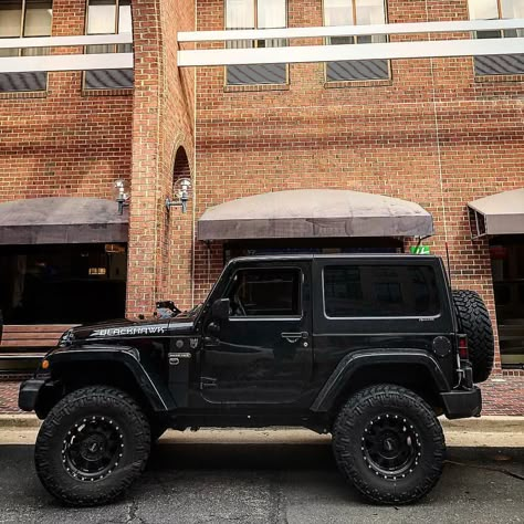 Yeep 🔵||||⬜️ on Instagram: “Two Door Love 🤘😈 Owner @hiamagha  Make sure to follow @yeep_culture culture for your daily dose of jeep content😂🔥 . . . #jeepnation #jeeper…” Jeep Wrangler 3 Door, Two Door Jeep, Two Door Jeep Wrangler, Black Jeep Wrangler, Jeep Jku, Hello Kitty Wallpaper Hd, Jeep Car, Custom Jeep Wrangler, Dream Cars Mercedes