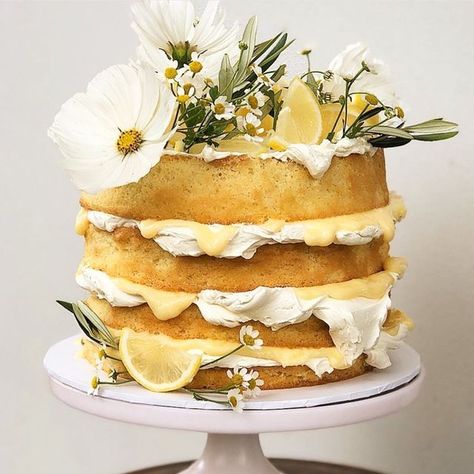 Lemon Wedding Cake, Lemon Birthday Cakes, Lemon Wedding Cakes, Limoncello Cake, Curd Cake, Lemon Sponge Cake, Yellow Wedding Cake, Lemon Curd Cake, Lemon Wedding