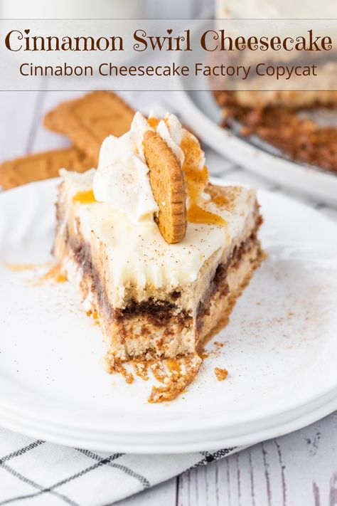 Cinnamon Swirl Cheesecake, Cheesecake Recipes Easy, Pig Recipes, Cheesecake Ideas, Cinnabon Recipe, Cinnamon Swirls, Cinnamon Desserts, Cinnamon Cheesecake, Cinnamon Roll Cheesecake