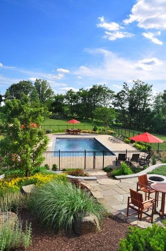 Pool Fenced Pool Design, Pictures, Remodel, Decor and Ideas - page 6 Landscaping Around Pool, Inground Pool Landscaping, Pool And Patio, Rectangle Pool, Living Pool, Swimming Pool Landscaping, Pool Landscape Design, Backyard Pool Landscaping, Backyard Pergola