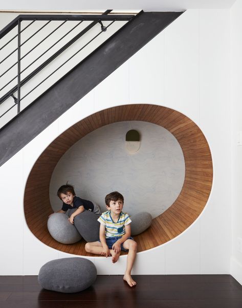 Seating Nook, Curved Seating, Contemporary Townhouse, Interior Design New York, Interior Design Blogs, Home Designs Exterior, Brooklyn House, Modern Townhouse, Stairs Architecture