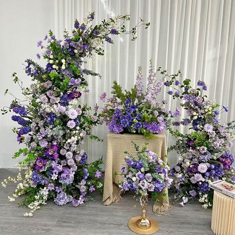 Purple wedding decorations