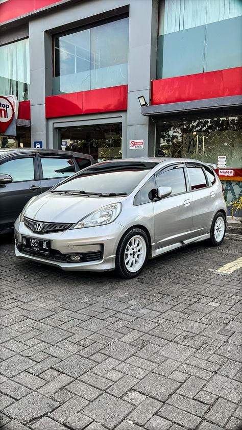 Honda Jazz, Dream Cars, Dj, Suv Car, Suv, Indonesia, Cars, Vehicles