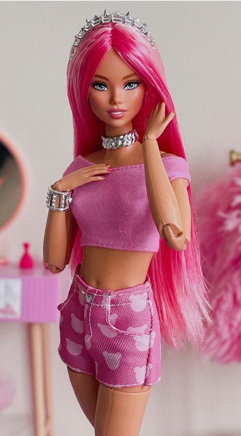 Barbie Boy, Realistic Barbie, Monster High Doll Clothes, Mermaid Barbie, Barbies Pics, Wednesdays We Wear Pink, Paparazzi Photos, Pink Doll, Barbie Fashionista