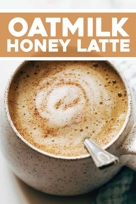 Oatmilk Honey Latte - a delicious homemade morning treat! Steaming hot, rich, and dark coffee that's satisfyingly creamy, barely sweet, and warm-spiced. #latte #oatmilk #dairyfree Oatmilk Latte, Honey Latte, Nespresso Recipes, Easy Coffee Recipes, Coffee Guide, Honey Oats, Coffee Alternative, Spiced Coffee, Latte Recipe