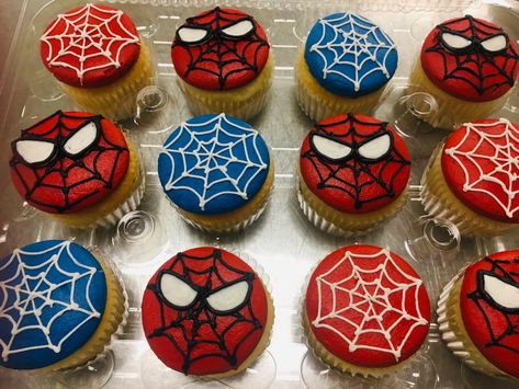 Easy Spiderman Cupcakes, Spider Man Birthday Desserts, Spiderman Themed Cupcakes, Spiderman Cupcake Cake Pull Apart, Spider Man Cake And Cupcakes, Spiderman Birthday Party Cupcakes, Spider Man Birthday Cookies, Diy Spiderman Cupcakes, Spidey Cupcakes Diy