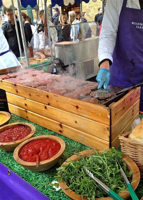 14 Amazing Street Food Markets You Have To Visit In London - Hand Luggage Only - Travel, Food & Photography Blog Food Stand Design, Street Food Design, Food Stall Design, Bike Food, Street Food Market, Food Kiosk, Food Park, Food Truck Business, Food Cart Design