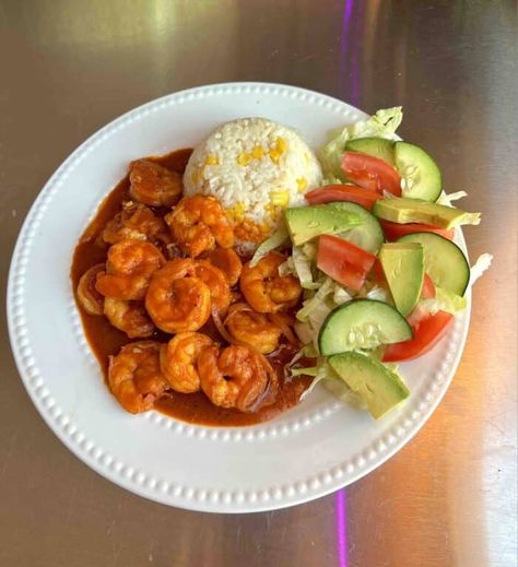 shrimp diablo or camarones a la diabla Shrimp Diablo Recipe Mexican, Shrimp Diablo, Traditional Tamales, Easy Mexican Dishes, Spicy Fish Tacos, Mexican Shrimp, Tacos Dorados, Lent Recipes, Mexican Dish