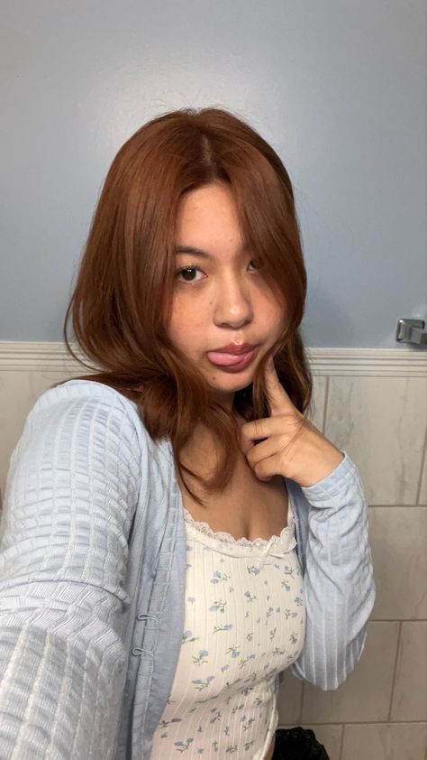 Ginger On Light Skin, Ginger On Brown Hair, Red Brown Hair Asian, Ginger Asian Hair, Filipino Hair Color Ideas, Tan Asian, Filipino Hair, Haircolor Ideas, Light Auburn Hair