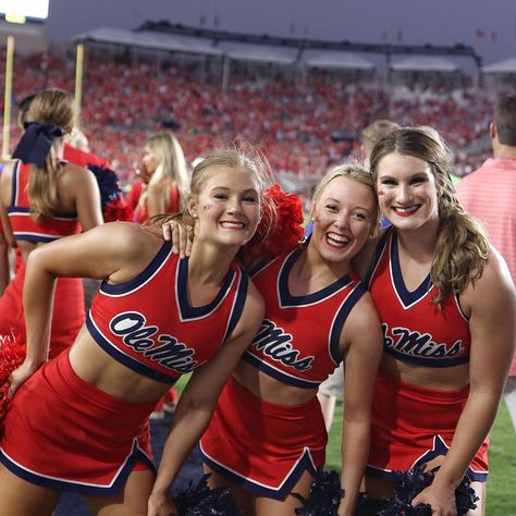 Ole Miss vs Ark @olemissrebelettes @olemisscheer Ole Miss Cheerleaders, Ole Miss Cheer, College Cheer, Hotty Toddy, Cheer Uniform, Ole Miss, Blonde Girl, Cheerleading, Photography Poses