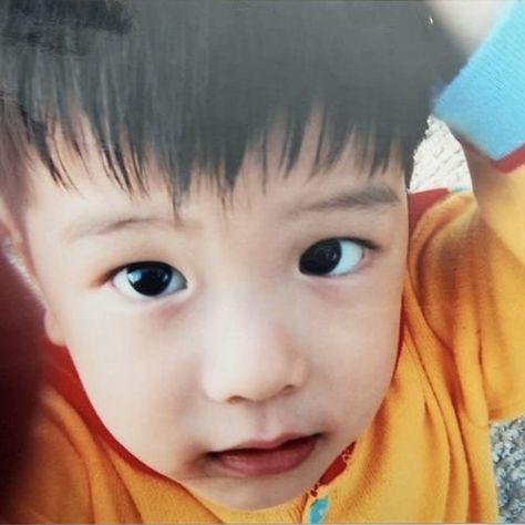 Seungmin Baby Picture, Baby Seungmin, I Love You Puppy, Kids Bubbles, 17 Kpop, Baby Minnie, Skz In Cute, Savage Kids, Stray Kids Seungmin