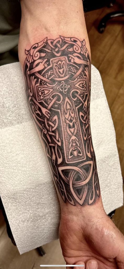 Forarm Tattoos Mens Celtic, Irish Sleeve Tattoo Men, Scotish Men Tattoo, Celtic Tattoos Sleeve, Celtic Armor Tattoo, Celtic Compass Tattoo, Viking Tattoo Designs Men, Celtic Forearm Tattoo, Irish Tattoos Men