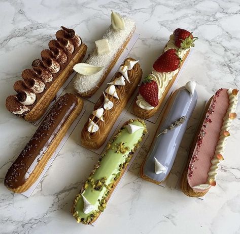 9 Cake, Cake Number, Patisserie Fine, Fancy Desserts, Bakery Cafe, Baking And Pastry, Food Inspo, Eclairs, Cute Desserts