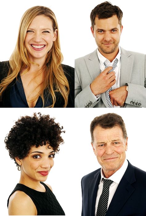 What a CUTE cast we have! <3 (Fringe TV Series) ....need a Fringe fix. Missing the show already! Fringe Series, Fringe Science, Fringe Tv Show, Fringe Tv Series, Walter Bishop, Anna Torv, Dawson's Creek, Joshua Jackson, Message Boards