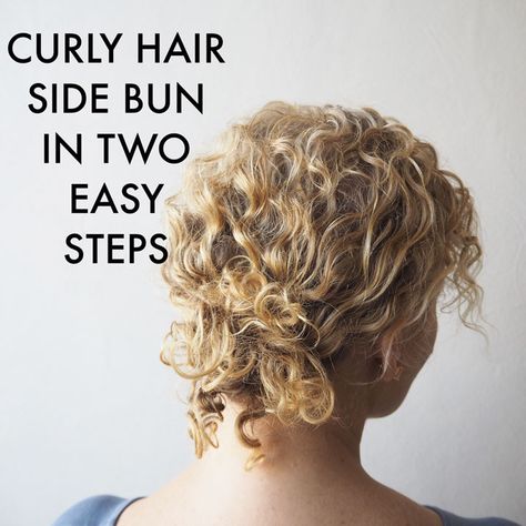 Curly Hair Side Bun Wedding, Side Bun Curly Hair Natural, Curly Side Bun Wedding Hair, Side Bun Curly Hair, Curly Hair Low Bun, Hair Side Bun, Curly Side Bun, Side Bun Tutorial, Curly Hair Side Part