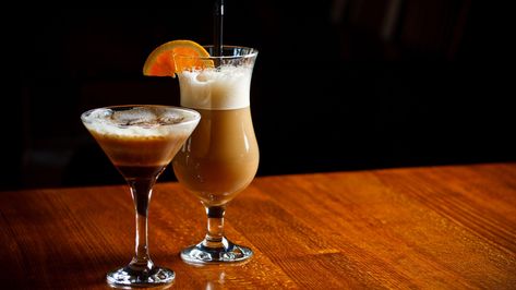 8 Best Drinks to Mix With Salted Caramel Crown Salted Caramel Drinks, Coffee Cocktail Recipes, Crown Drink, Caramel Drinks, Crown Royal Drinks, Salted Carmel, 3 Coffee, Best Drinks, Roasted Coffee Beans