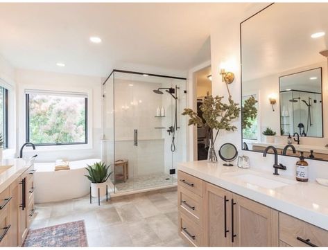 Large Modern Master Bath, Scandivian Bathroom, Free Standing Bath Tub Ideas Master Bath, Bathroom With Freestanding Bathtub, Bathroom With Stand Alone Tub, Full Bathroom Design, Steam Showers Bathroom Master Bath, Two Person Shower, Large Bathroom Remodel