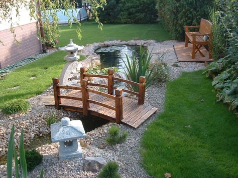 Small Backyard Pond, Ponds With Bridges, Small Pond With Bridge, Pond With Bridge, Lawn Activities, Fish Pond With Bridge, Japanese Backyard, Small Backyard Ponds, Outdoor Meditation