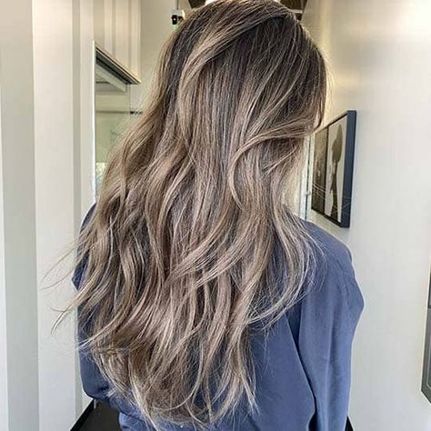 Level 7 Blonde Hair, Level 7 Blonde, Redken Shades Eq Formulas, Shades Eq Formulas, Champagne Blonde Hair, Fall Blonde Hair Color, Fall Blonde Hair, Buttery Blonde, Redken Shades