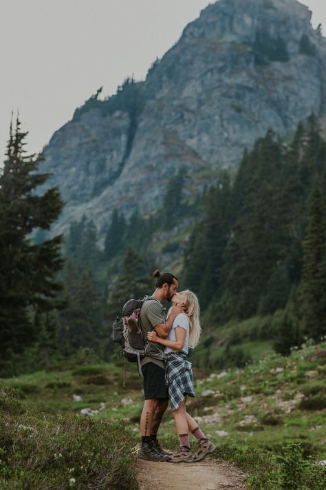 North Cascades Adventure Session — Mark & Jenna | Photo   Video Couple Hiking Pictures, Hiking Photo Ideas, Hiking Couples, Hiking Photoshoot, Hiking Picture Ideas, Mountain Photo Ideas, Hiking Poses, Hiking Engagement Photos, Hiking Engagement