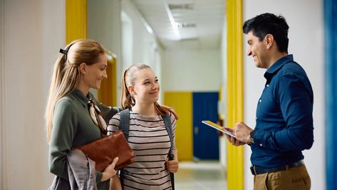 How to Foster Student Success Starting on Orientation Day | Edutopia Relationship With Parents, Orientation Day, College Search, High School Advice, College Advice, College Admissions, University Studying, Technology Integration, Professional Learning