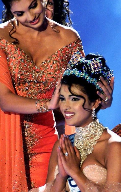 Miss world 2000 Miss World 2022, Miss World 2000, Pageant Tips, Social Project, Miss India, Beauty Event, Vintage Bollywood, Flying High, Miss World