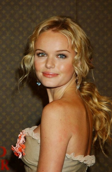 Kate Bosworth Eyes, Kate Bosworth Hair, Kate Bosworth Style, Color Seasons, Flamboyant Gamine, Future Girlfriend, Capricorn Women, Round Face Shape, Kate Bosworth