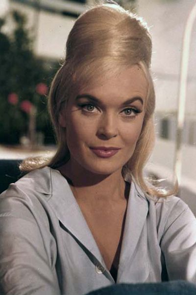 shirley eaton - Google Search Shirley Eaton, James Bond Girls, Bond Girls, James Bond, Vintage Vibes, Actresses, Google Search