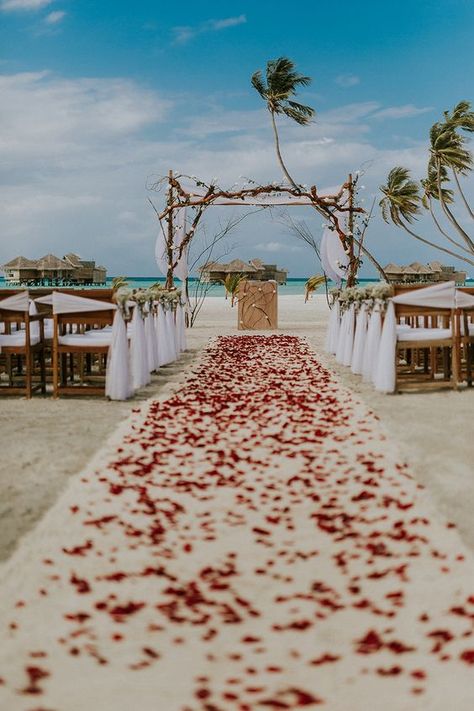 Future Moodboard, Maldives Wedding, Outdoor Beach Wedding, Rose Petals Wedding, Dream Beach Wedding, Beautiful Beach Wedding, Dream Wedding Venues, Beach Wedding Inspiration, Wedding Beach Ceremony