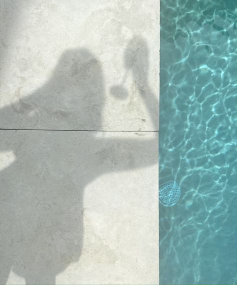 Pool Astethic, 11 Tattoo, Shadow Picture, Pool Aesthetic, Pool Photography, Stylish Photo, Shadow Pictures, Stylish Photo Pose, Summer Inspo