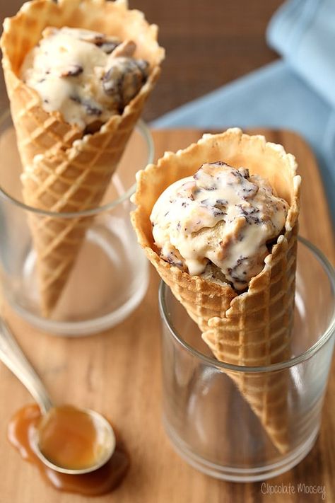 Homemade Small Batch Ice Cream Recipes - Homemade In The Kitchen Waffle Cone Ice Cream, Ice Cream Cones Recipe, Waffle Cone Recipe, Waffle Cone Maker, Caramel Waffles, Cone Ice Cream, Strawberry Crunch, Ice Cream Maker Recipes, Making Homemade Ice Cream