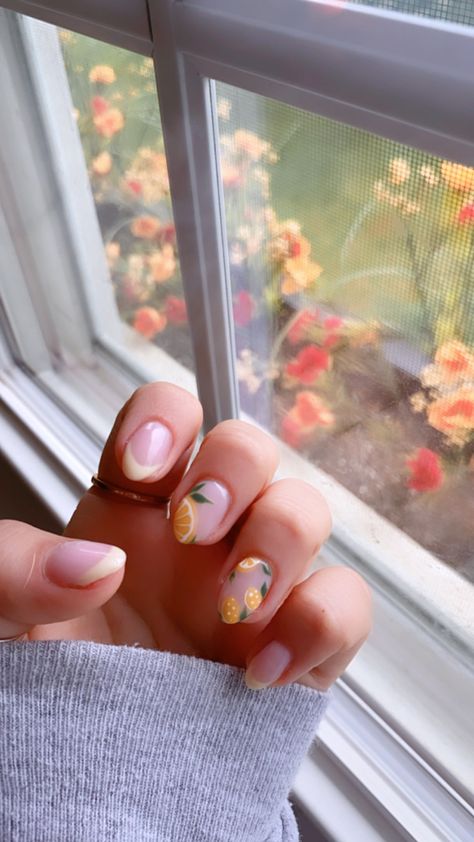 Pretty Acrylic Nails Coffin Short, Japanese Gel Nail Designs, Coffin Short Acrylic Nails, Short Acrylic Nails Almond, Acrylic Nails Pretty, Nails Coffin Short, Acrylic Nails Almond, Fruit Nail Designs, Crackle Nails