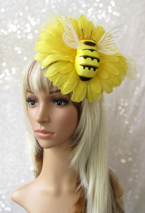 Tea Cup Hat, Beekeeper Costume, Bee Hats, Cup Hat, Bug Costume, Bee Hat, Fascinator Hats Diy, Crazy Hat, Crazy Hat Day