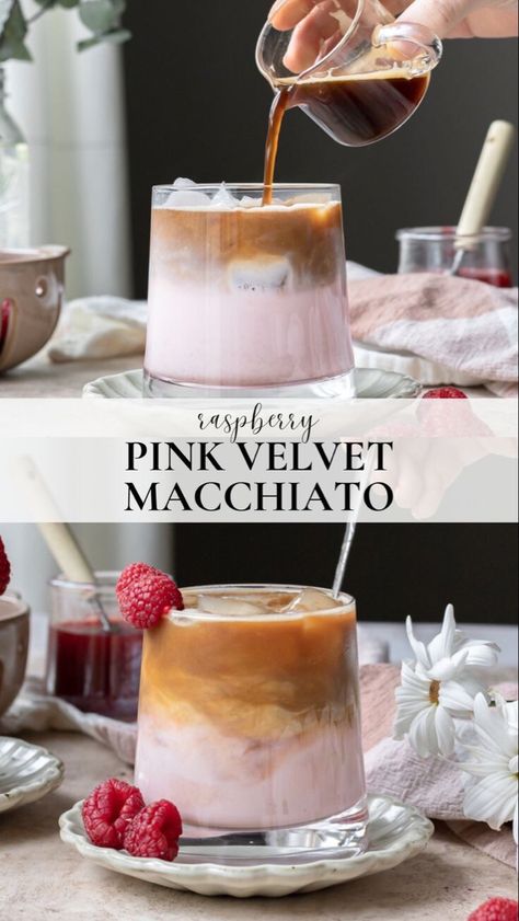 Coffee Shop Drink Ideas, Cafe Recipes Food, Pink Iced Coffee, Iced Macchiato, Raspberry Milk, Coffee Macchiato, Raspberry Coffee, Pink Latte, Tea Drink Recipes