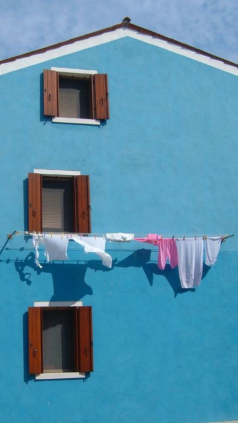 Smelly Towels, Burano Italy, Clothes Hanging, Blue House, World Of Color, Clothes Line, Shutters, Windows And Doors, House Colors