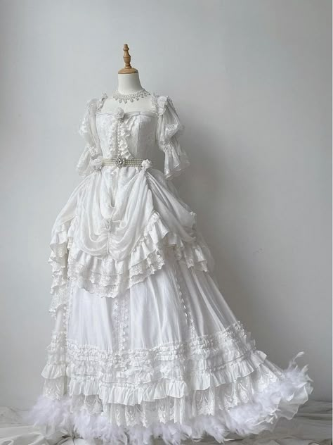 Victorian Dress Gown, Gaun Abad Pertengahan, Victorian Gown, Drawstring Skirt, 파티 드레스, Old Fashion Dresses, Gown Inspiration, Fantasy Dresses, Dresses For Girls