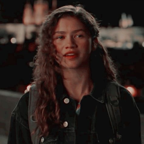 𝐃𝐄𝐒𝐂. Spiderman MJ Icon  𝐓𝐀𝐆𝐒. #MJ #MichelleJones #Zendaya #Spiderman #PeterParker #SpidermanFarFromHome #SpidermanFFH #SpidermanHomecoming #Avengers #TheAvengers #MARVEL #MCU #MarvelComics Zendaya. Zendaya Marvel. Avengers Zendaya. Zendaya MJ. Zendaya Aesthetic. MJ Spiderman. Spiderman And MJ. Peter Parker. Peter Parker And MJ. MJ And PeterParker. MJ Aesthetic. Zendaya PFP Icon. Zendaya Icons. Zendaya Icon. MJ Icons. Mj Spiderman Homecoming, Mj Spiderman, Zendaya Model, Homecoming Hairstyle, Zendaya Hair, Spiderman Venom, Marvel Phases, Best Marvel Characters, Tom Holland Zendaya