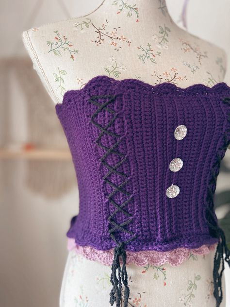 Black Crochet Clothes, Corset A Crochet, Crochet Corset Top Pattern Free, Crochet Fairy Top, Crochet Corset Pattern Free, Crochet Corset Pattern, Ren Faire Crochet, Corset Crochet Pattern, Crochet Corset Belt