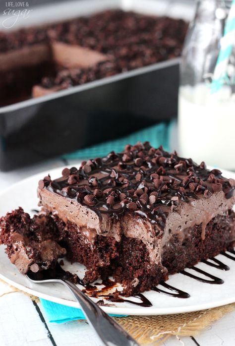 Chocolate Poke Cake - so moist and to die for! Chocolate Cake Mix Recipes, Devils Food Cake Mix Recipe, Poke Cake Recipes, Slow Cooker Desserts, Devils Food Cake, Dessert Candles, Poke Cakes, Gateaux Cake, Dump Cake Recipes