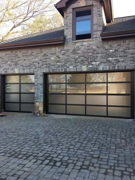 Garage Doors Glass, Contemporary Garage Doors, Aluminium Garage Doors, Contemporary Garage, Glass Garage, Aluminum Garage, Garage Door Windows, Custom Garage Doors, Modern Garage Doors