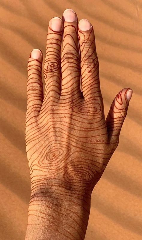 Contemporary Henna Designs, Henna Men Designs, Mehndi Poetry, Men’s Henna, Masculine Henna, Henna Wrist, Beach Henna, Henna Men, Minimal Henna